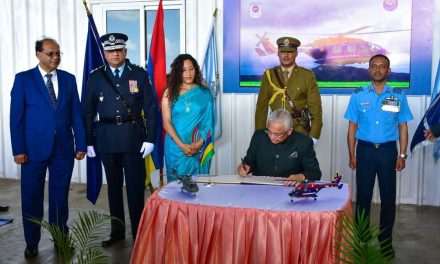 Relations Maurice-Inde : Pravind Jugnauth salue le rôle crucial et la contribution de la Police Helicopter Squadron dans le pays…