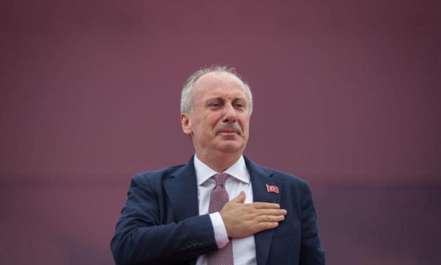 Élections en Turquie : le troisième homme de la présidentielle se retire